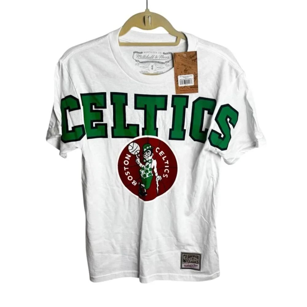 Mitchell & Ness Boston Celtics Hardwood Classics vintage-style graphic T-shirt S